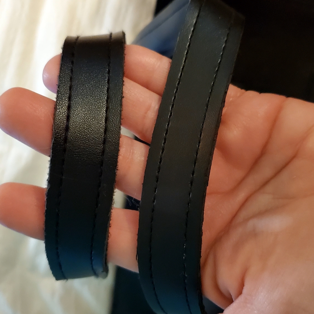 Basic Black Shoulder Bag - image 3